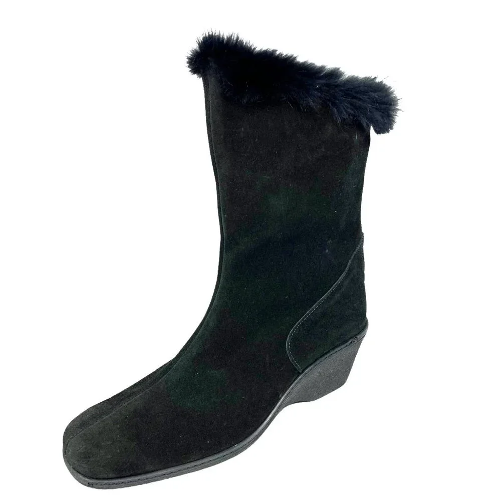 MAXINE Of Canada Waterproof Black Suede Insulated Rear Zip Wedge‎ Boots